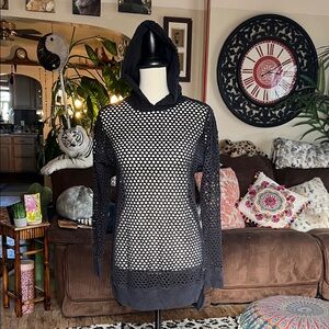 Hot Topic woman’s black Mesh long hoodie black size S